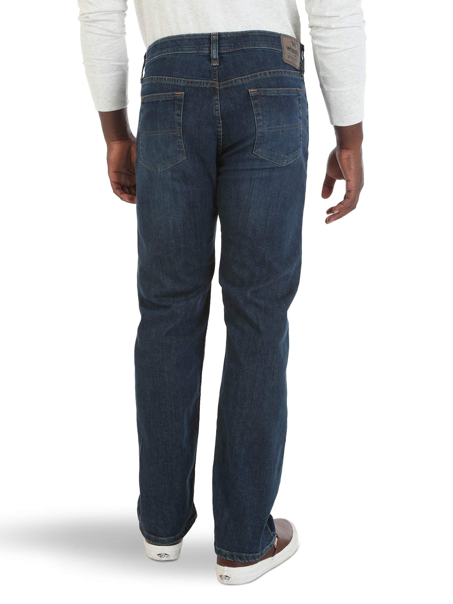 Wrangler Authentics Men's Comfort Flex Waist Relaxed Fit Jean, Carbon, 32W x 32L