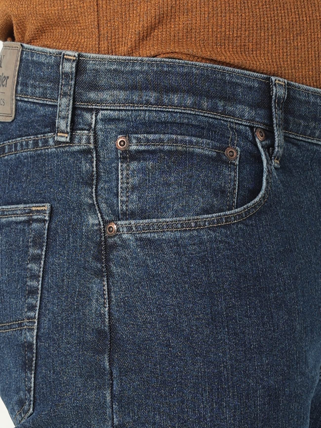 Wrangler Authentics Men's Regular Fit Comfort Flex Waist Jean, Dark Stonewash, 33W x 32L
