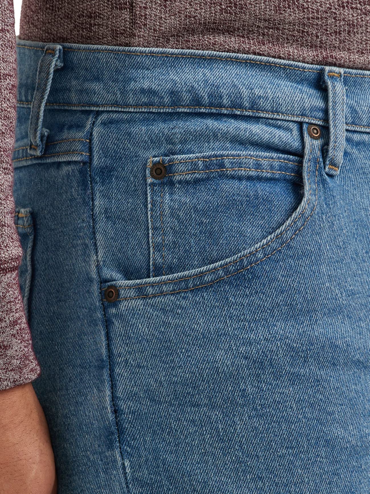 Wrangler Authentics Men's Classic 5-Pocket Regular Fit Jean, Light Stonewash Flex, 40W X 28L
