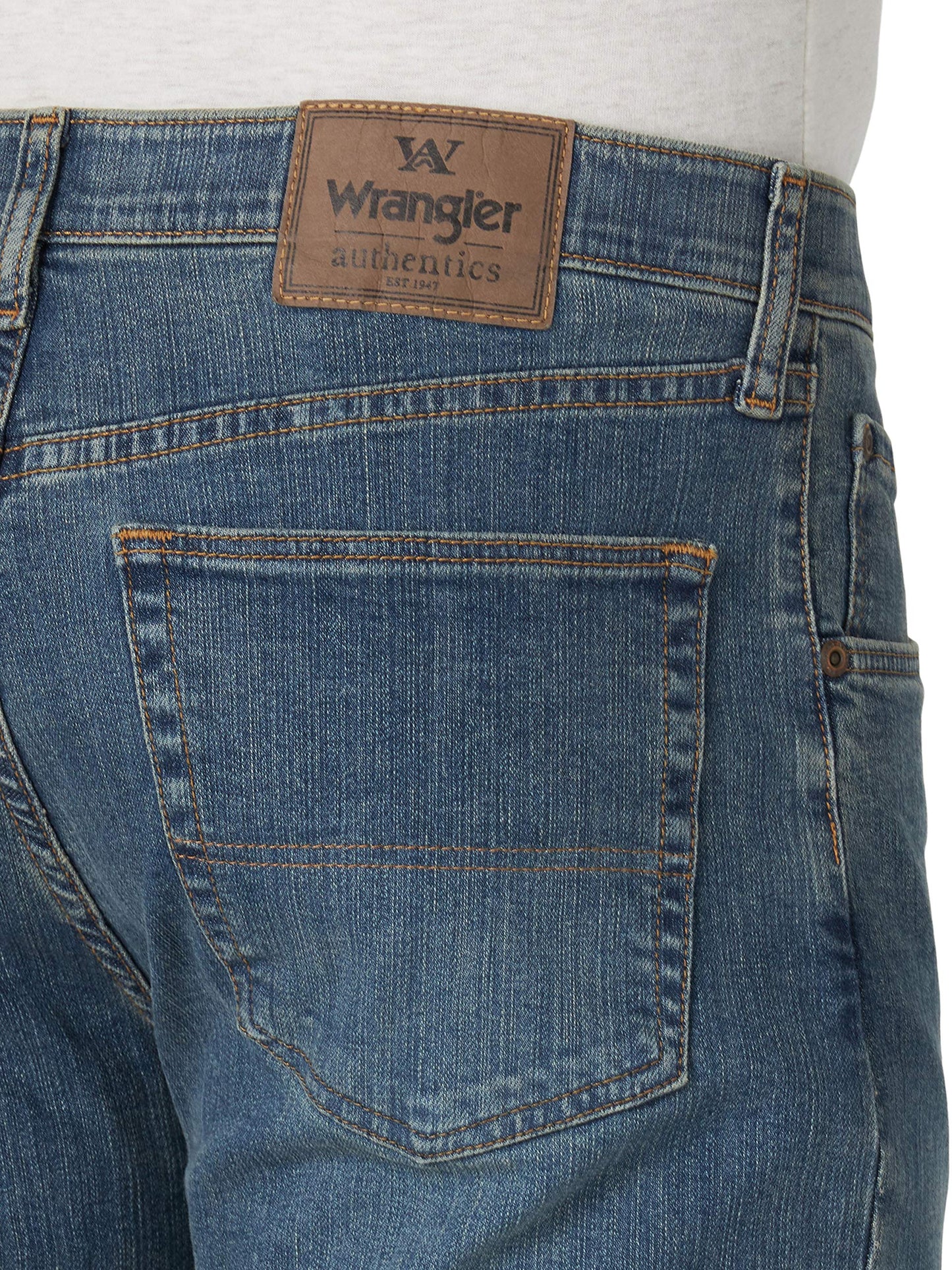 Wrangler Authentics Men's Regular Fit Comfort Flex Waist Jean, Slate, 42W x 32L