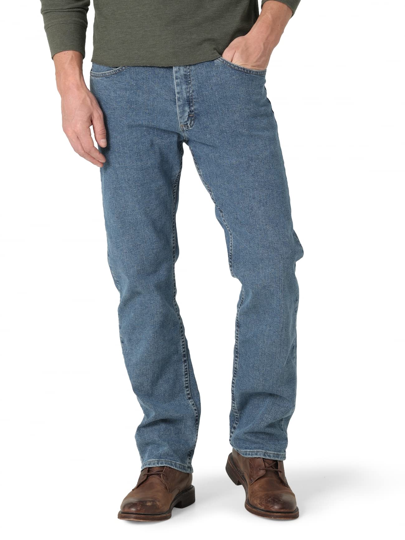 Wrangler Authentics Men's Regular Fit Comfort Flex Waist Jean, Light Stonewash, 42W x 32L