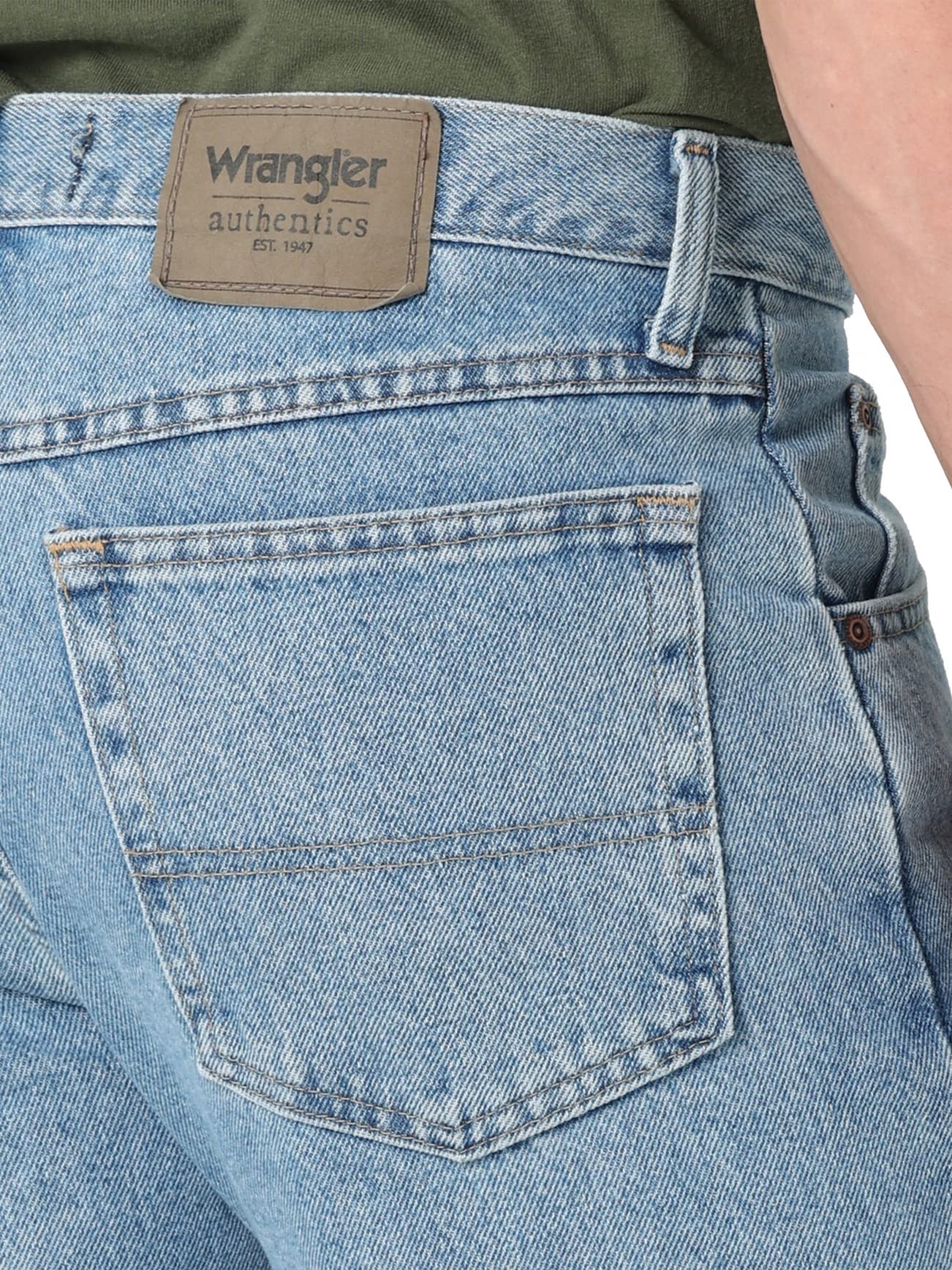 Wrangler Authentics Men's Classic 5-Pocket Regular Fit Cotton Jean, Light Stonewash, 40W x 30L